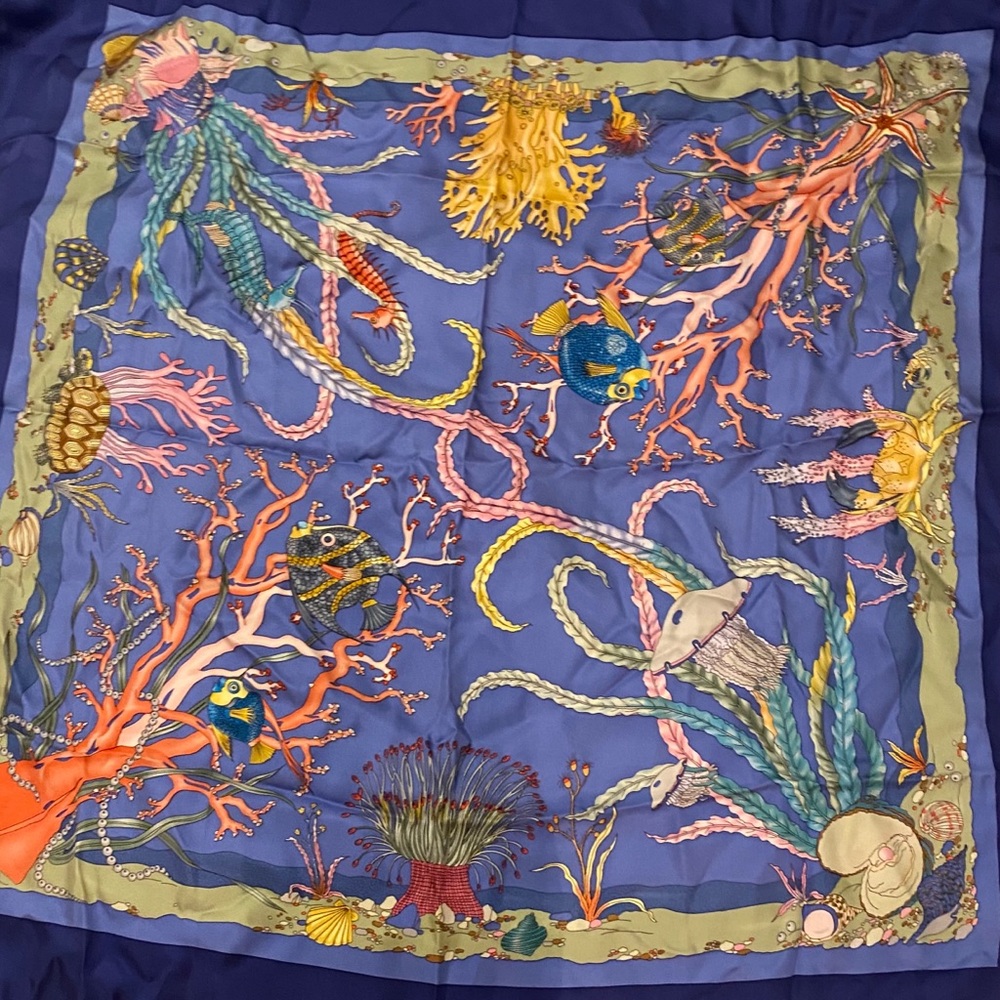 J.McLaughlin 100% Silk Under the Sea Vintage Scarf